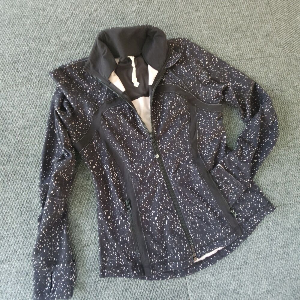 Lululemon Define Jacket Womens 10 Black Flecked Full Zip Thumbholes Pockets Yoga